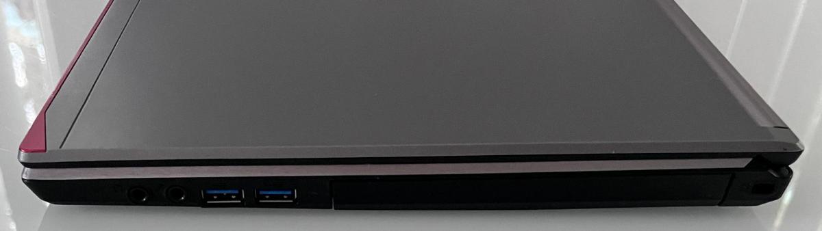 Fujitsu LIFEBOOK E754